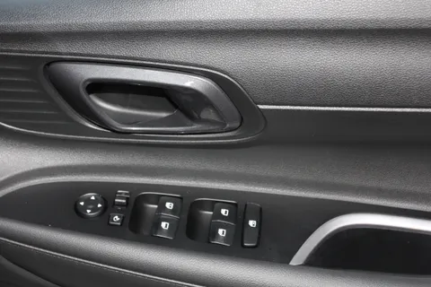 MD75NEO Hyundai i20 1.0T GDi Premium 5dr Thumbnail #26