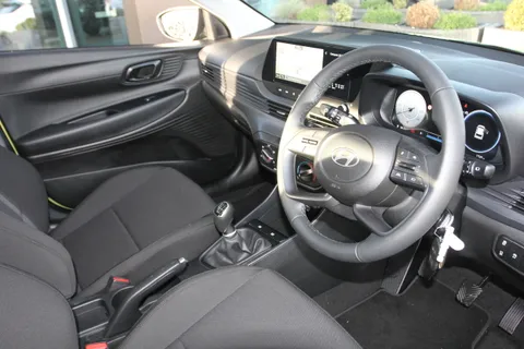 MJ75ZYS Hyundai i20 1.0T GDi Advance [Nav] 5dr Thumbnail #10