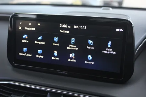 18 of 46 for Hyundai Santa Fe 1.6 TGDi Hybrid Premium 5dr Auto