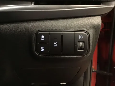 DN71HMX Hyundai i20 1.0T GDi Element 5dr Thumbnail #22