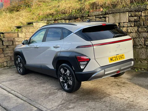 MC25UVZ Hyundai Kona 1.6T 138 Ultimate 5dr Thumbnail #6