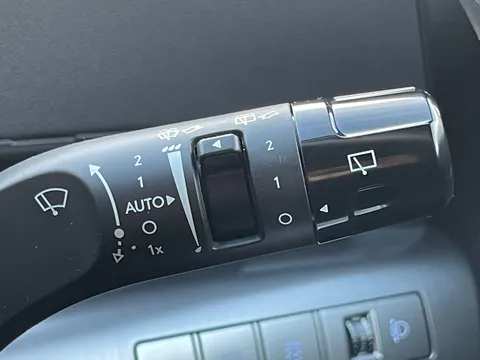 ME25ELV Hyundai Kona 1.6 Hybrid 129 Advance 5dr DCT Thumbnail #14