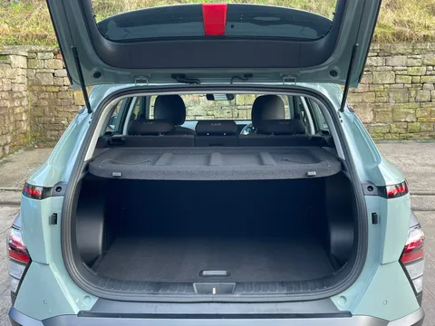 ME25ELV Hyundai Kona 1.6 Hybrid 129 Advance 5dr DCT Thumbnail #9