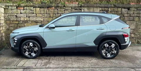 ME25ELV Hyundai Kona 1.6 Hybrid 129 Advance 5dr DCT Thumbnail #4