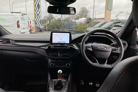 BU21FCA Ford Kuga 1.5 EcoBlue ST-Line Edition 5dr Thumbnail #4