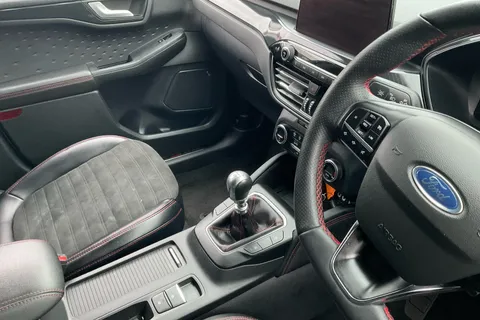 BU21FCA Ford Kuga 1.5 EcoBlue ST-Line Edition 5dr Thumbnail #13