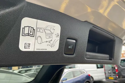 BU21FCA Ford Kuga 1.5 EcoBlue ST-Line Edition 5dr Thumbnail #24