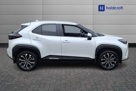 BJ72NMK Toyota Yaris Cross 1.5 Hybrid Design 5dr CVT Thumbnail #6