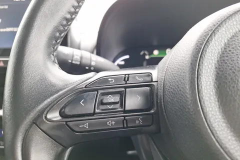 BJ72NMK Toyota Yaris Cross 1.5 Hybrid Design 5dr CVT Thumbnail #15