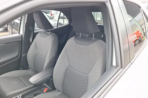 BJ72NMK Toyota Yaris Cross 1.5 Hybrid Design 5dr CVT Thumbnail #34