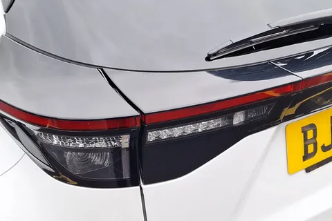 BJ72NMK Toyota Yaris Cross 1.5 Hybrid Design 5dr CVT Thumbnail #23