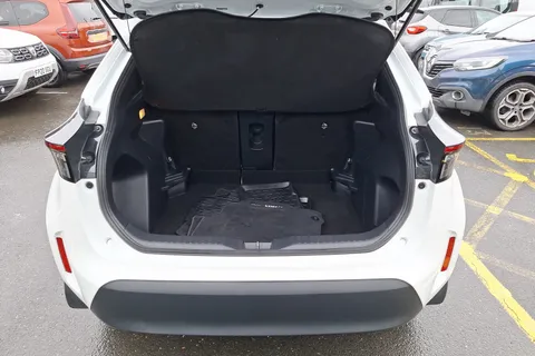 BJ72NMK Toyota Yaris Cross 1.5 Hybrid Design 5dr CVT Thumbnail #26