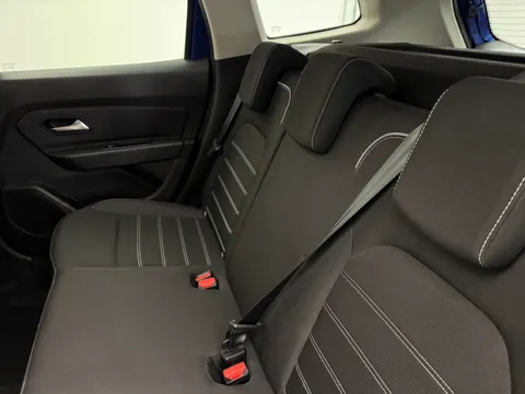 DX22RZS Dacia Duster 1.0 TCe 100 Bi-Fuel Prestige 5dr Thumbnail #10