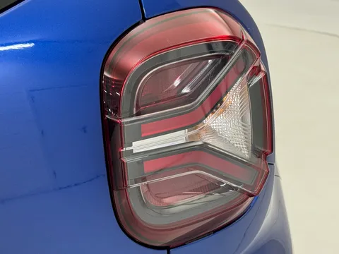 DX22RZS Dacia Duster 1.0 TCe 100 Bi-Fuel Prestige 5dr Thumbnail #35