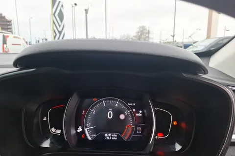 HN69OVL Renault Kadjar 1.3 TCE GT Line 5dr Thumbnail #12