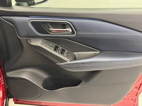 KM73XUA Nissan Qashqai 1.3 DiG-T MH 158 Tekna 5dr Xtronic Thumbnail #20