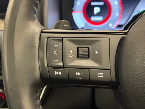 KM73XUA Nissan Qashqai 1.3 DiG-T MH 158 Tekna 5dr Xtronic Thumbnail #24