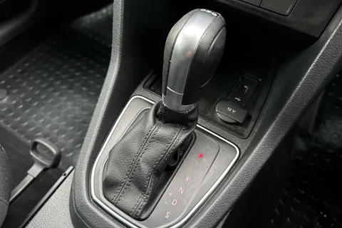 NK67DRX Volkswagen Caddy Maxi Life 2.0 TDI 5dr DSG Thumbnail #18