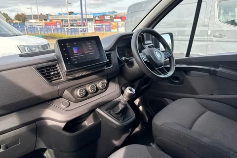 HN72ACV Renault Trafic LL30 Blue dCi 130 Business+ Van Thumbnail #10