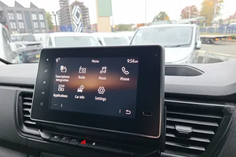 HV72ZHO Renault Trafic LL30 Blue dCi 130 Business+ Van Thumbnail #22