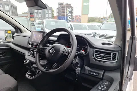 HV72ZHO Renault Trafic LL30 Blue dCi 130 Business+ Van Thumbnail #39