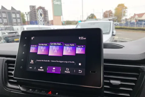 HV72ZHO Renault Trafic LL30 Blue dCi 130 Business+ Van Thumbnail #41