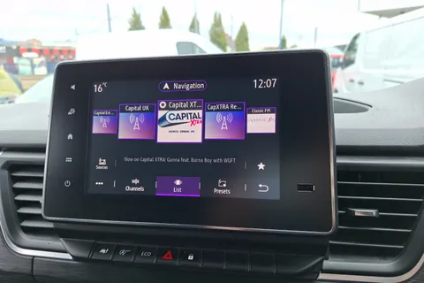 WN72TZH Renault Trafic LL30 Blue dCi 130 Sport Van Thumbnail #8