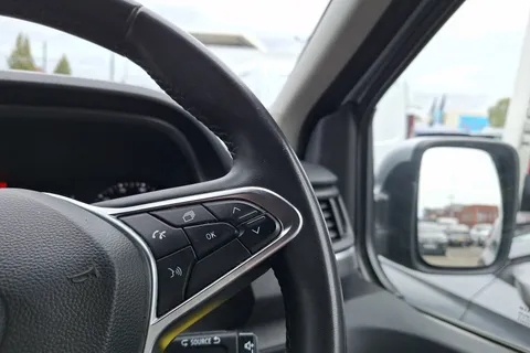 WN72TZH Renault Trafic LL30 Blue dCi 130 Sport Van Thumbnail #14