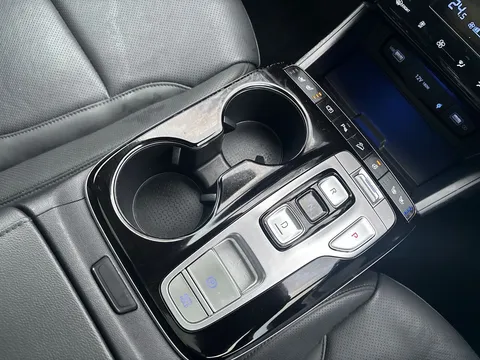 EG23JCX Hyundai Tucson 1.6 TGDi Hybrid 230 Ultimate 5dr 2WD Auto Thumbnail #13