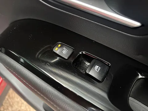 EG23JCX Hyundai Tucson 1.6 TGDi Hybrid 230 Ultimate 5dr 2WD Auto Thumbnail #16