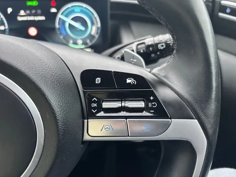 EG23JCX Hyundai Tucson 1.6 TGDi Hybrid 230 Ultimate 5dr 2WD Auto Thumbnail #24