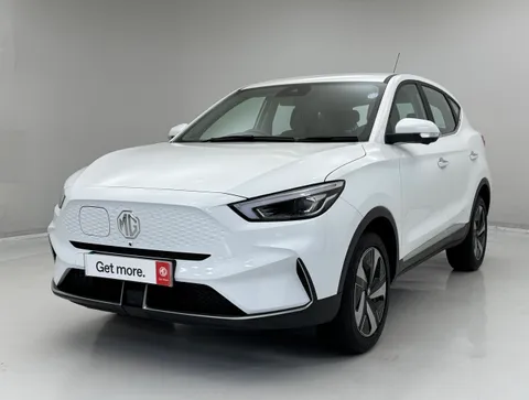 DT23VNC Mg Motor Uk Zs 115kW SE EV Long Range 73kWh 5dr Auto Thumbnail #1