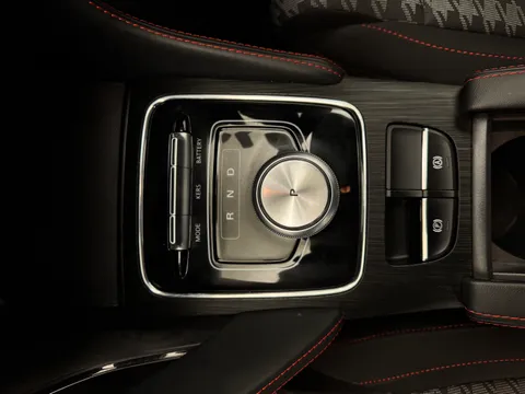 DT23VNC Mg Motor Uk Zs 115kW SE EV Long Range 73kWh 5dr Auto Thumbnail #15