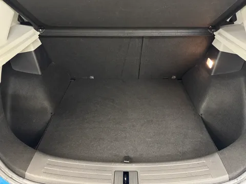 DS72WJG Mg Motor Uk Zs 1.5 VTi-TECH Exclusive 5dr Thumbnail #14