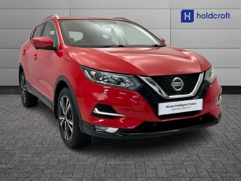 DY19LWP Nissan Qashqai 1.3 DiG-T N-Connecta 5dr Thumbnail #1