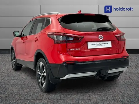 DY19LWP Nissan Qashqai 1.3 DiG-T N-Connecta 5dr Thumbnail #7