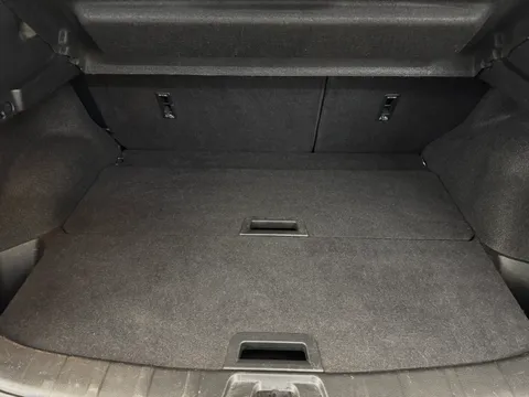 DY19LWP Nissan Qashqai 1.3 DiG-T N-Connecta 5dr Thumbnail #9