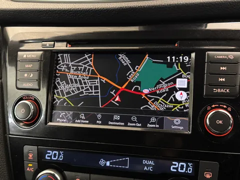 DY19LWP Nissan Qashqai 1.3 DiG-T N-Connecta 5dr Thumbnail #12