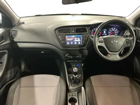 CL19GWX Hyundai i20 1.2 MPi SE 5dr Thumbnail #12