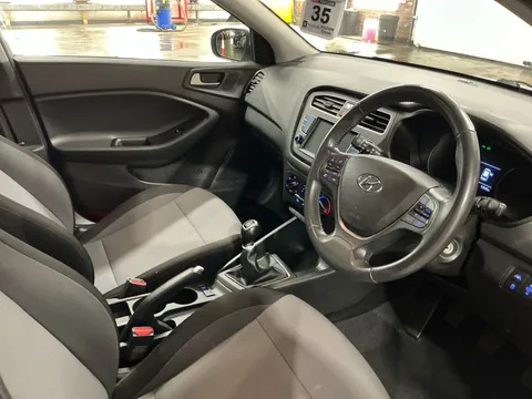 CL19GWX Hyundai i20 1.2 MPi SE 5dr Thumbnail #32
