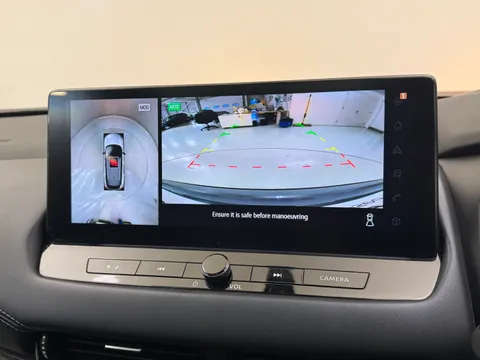 DS72WFM Nissan Qashqai 1.5 E-Power N-Connecta 5dr Auto Thumbnail #13