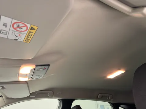 DS72WFM Nissan Qashqai 1.5 E-Power N-Connecta 5dr Auto Thumbnail #18