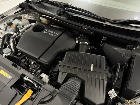 DS72WFM Nissan Qashqai 1.5 E-Power N-Connecta 5dr Auto Thumbnail #26