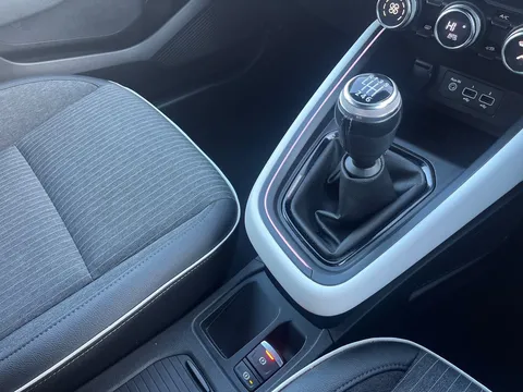 BT71GWD Renault Clio 1.0 TCe 90 S Edition 5dr Thumbnail #23