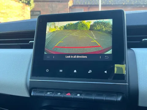 BT71GWD Renault Clio 1.0 TCe 90 S Edition 5dr Thumbnail #6