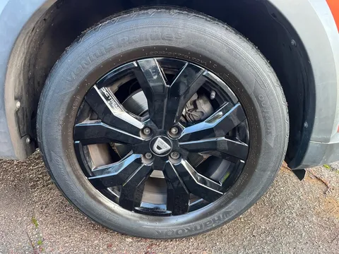 BL22OJE Dacia Jogger 1.0 TCe Extreme SE 5dr Thumbnail #16