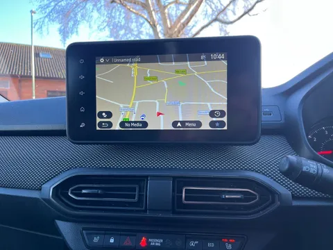 BL22OJE Dacia Jogger 1.0 TCe Extreme SE 5dr Thumbnail #32