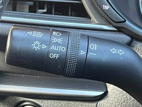 DX23GWO Mazda Cx-30 2.0 e-Skyactiv X MHEV SE-L Lux 5dr Auto Thumbnail #20