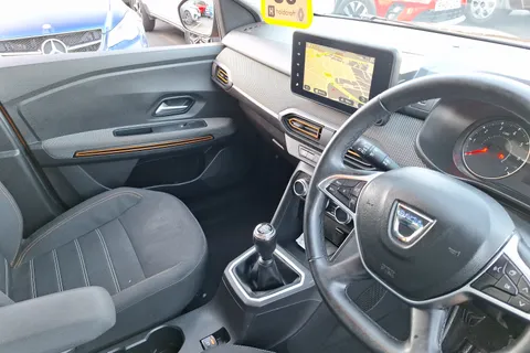 BD22WDT Dacia Sandero Stepway 1.0 TCe Prestige 5dr Thumbnail #13