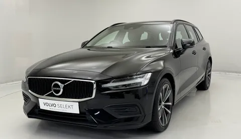 DX22LSZ Volvo V60 2.0 B4P Momentum 5dr Auto [7 speed] Thumbnail #5